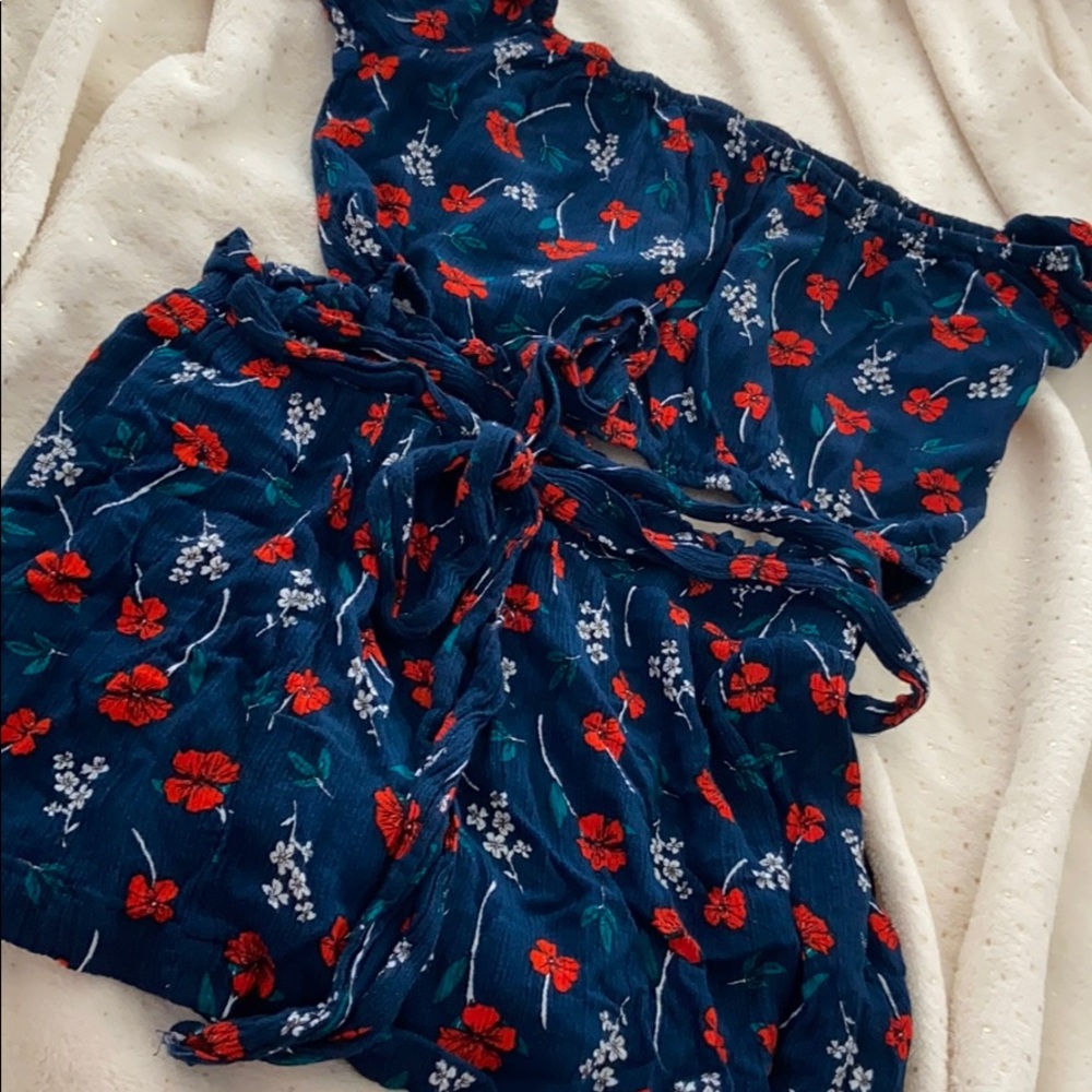 Cute Two piece for the summer! 💛